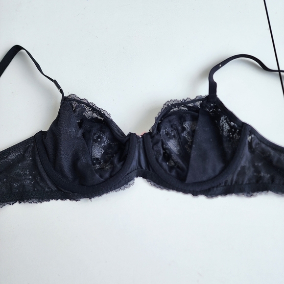 NWT Victoria's Secret Body By Victoria Unlined Demi Bra Black 34D - Picture 9 of 13